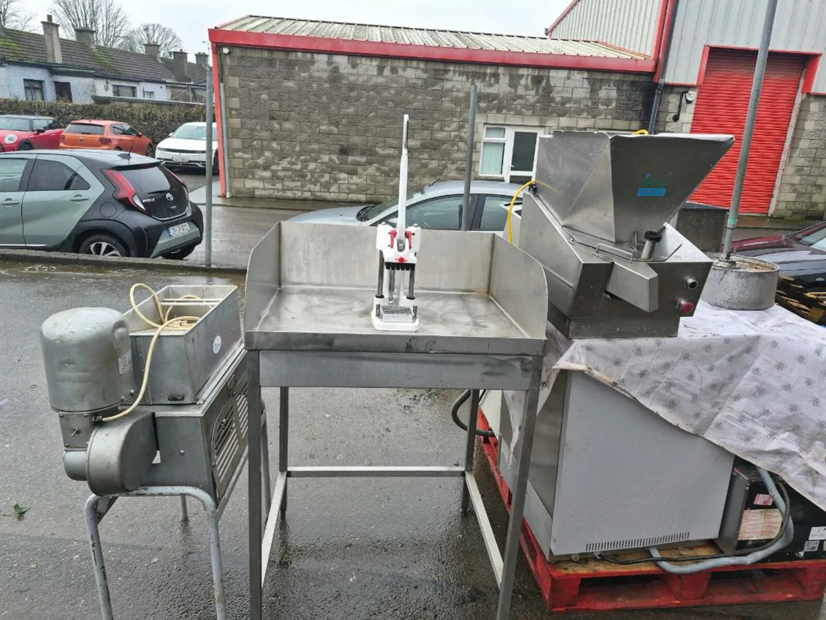 Potato cutters - Image 1