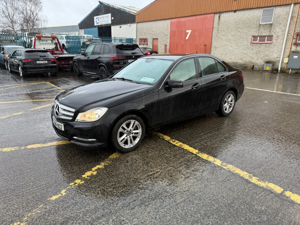 2014 MERCEDES C220 - Image 2