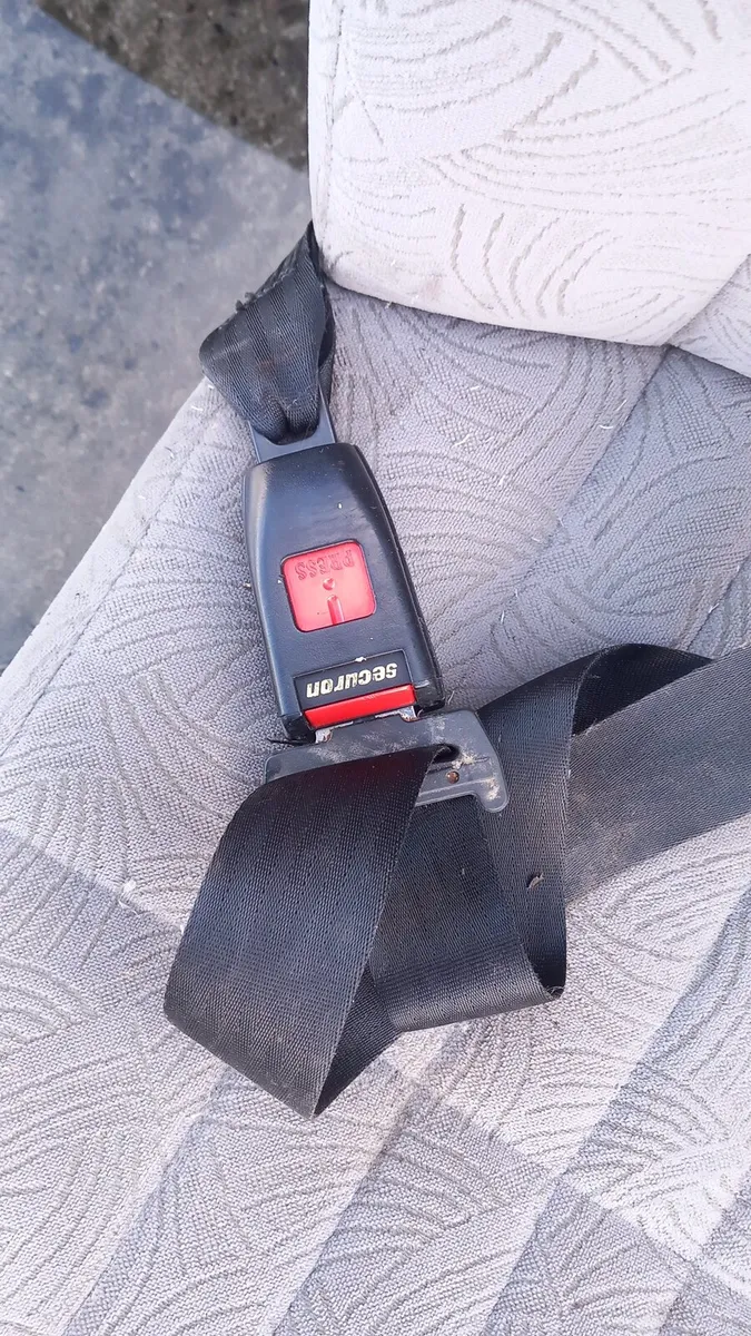 Minibus seats x 4 - Image 3