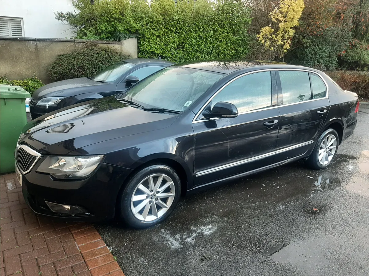 SKODA SUPERB AMBITION DSG AUTOMATIC 2.0 TDI - Image 1