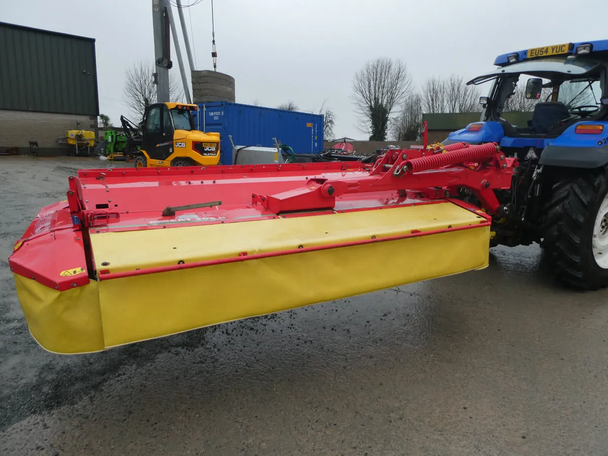 Pottinger Nova 305H Mower - Image 2