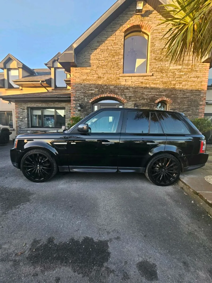 Rangerover Sport Crewcab - Image 2