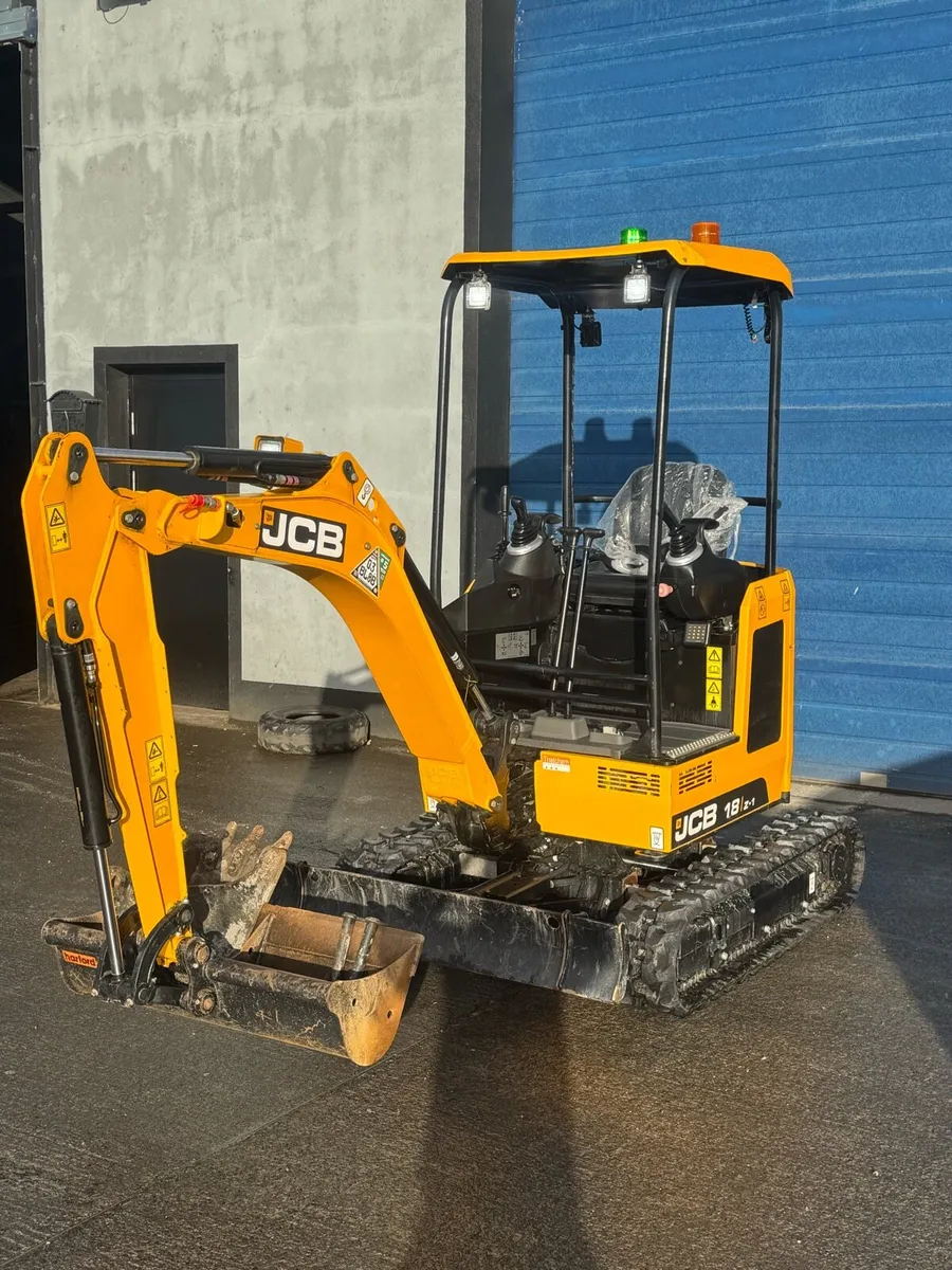 2024 JCB 1.8 tonne digger - Only 79 hours - Image 1