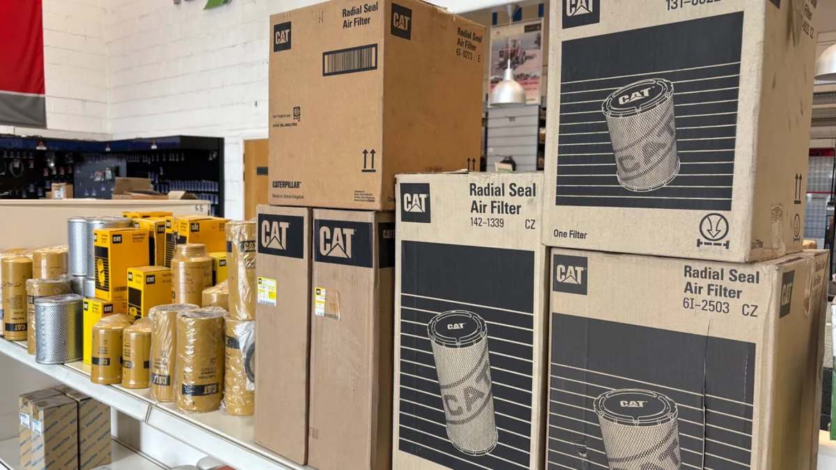 Job Lot For Sale - Caterpillar Filters - Image 4