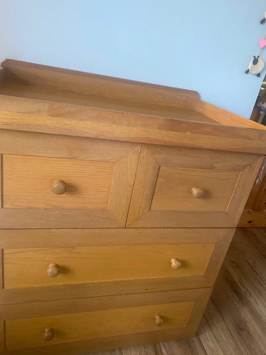 Baby Changing unit - Image 4