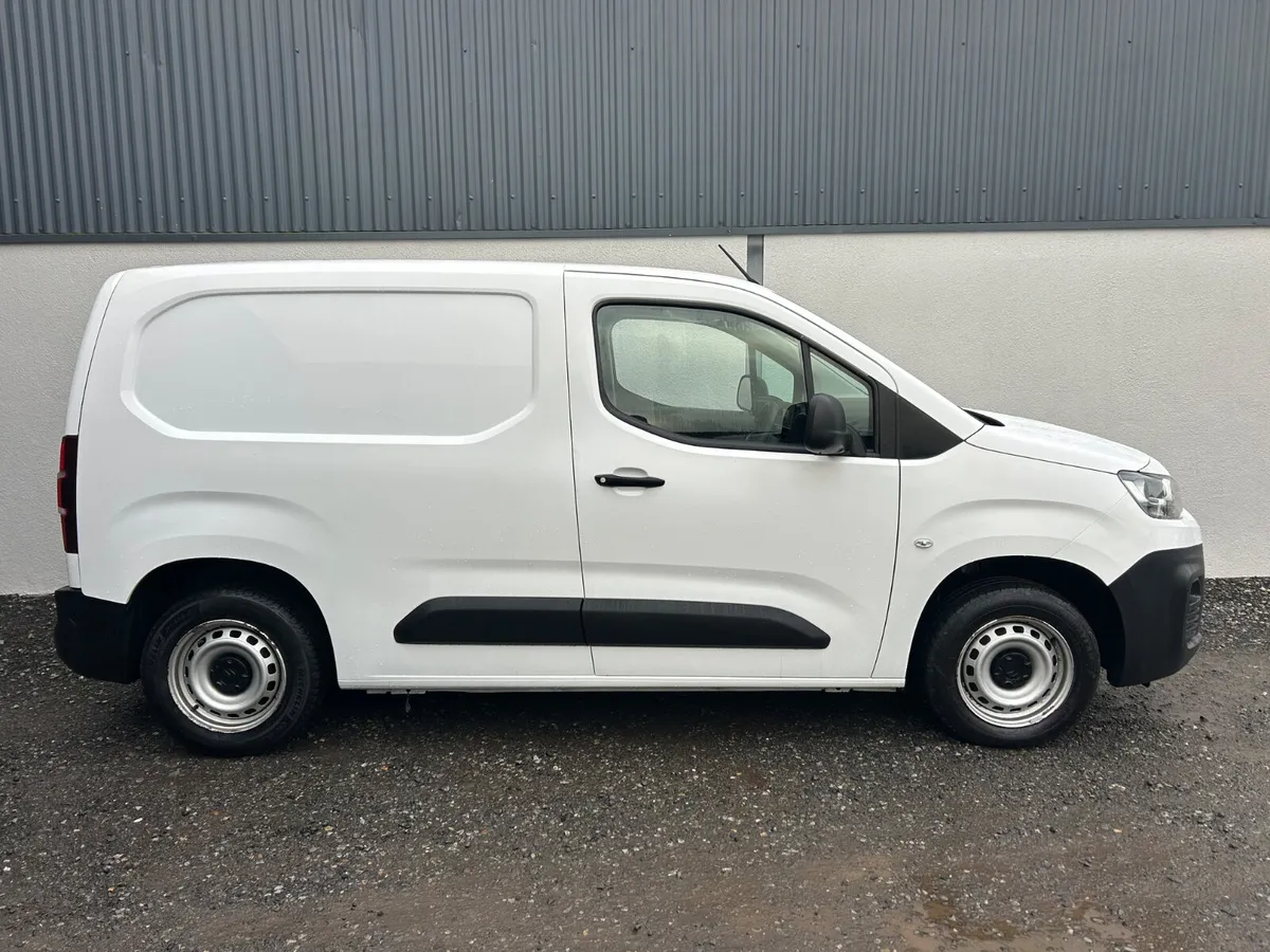 2021 Citroen Berlingo / €11’450 Inc Vat - Image 4