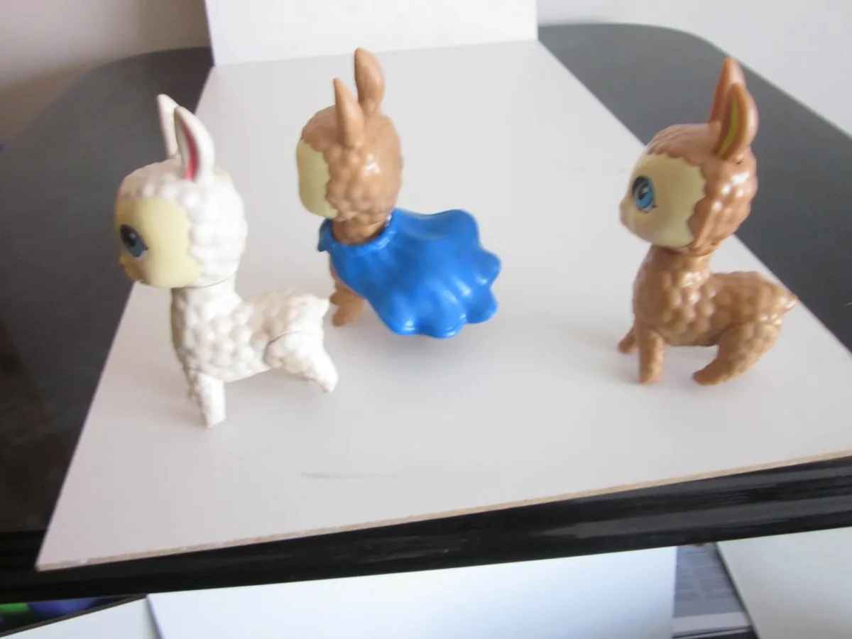 Three Jakks Who’s Your Llama? Toy Figures - Image 2