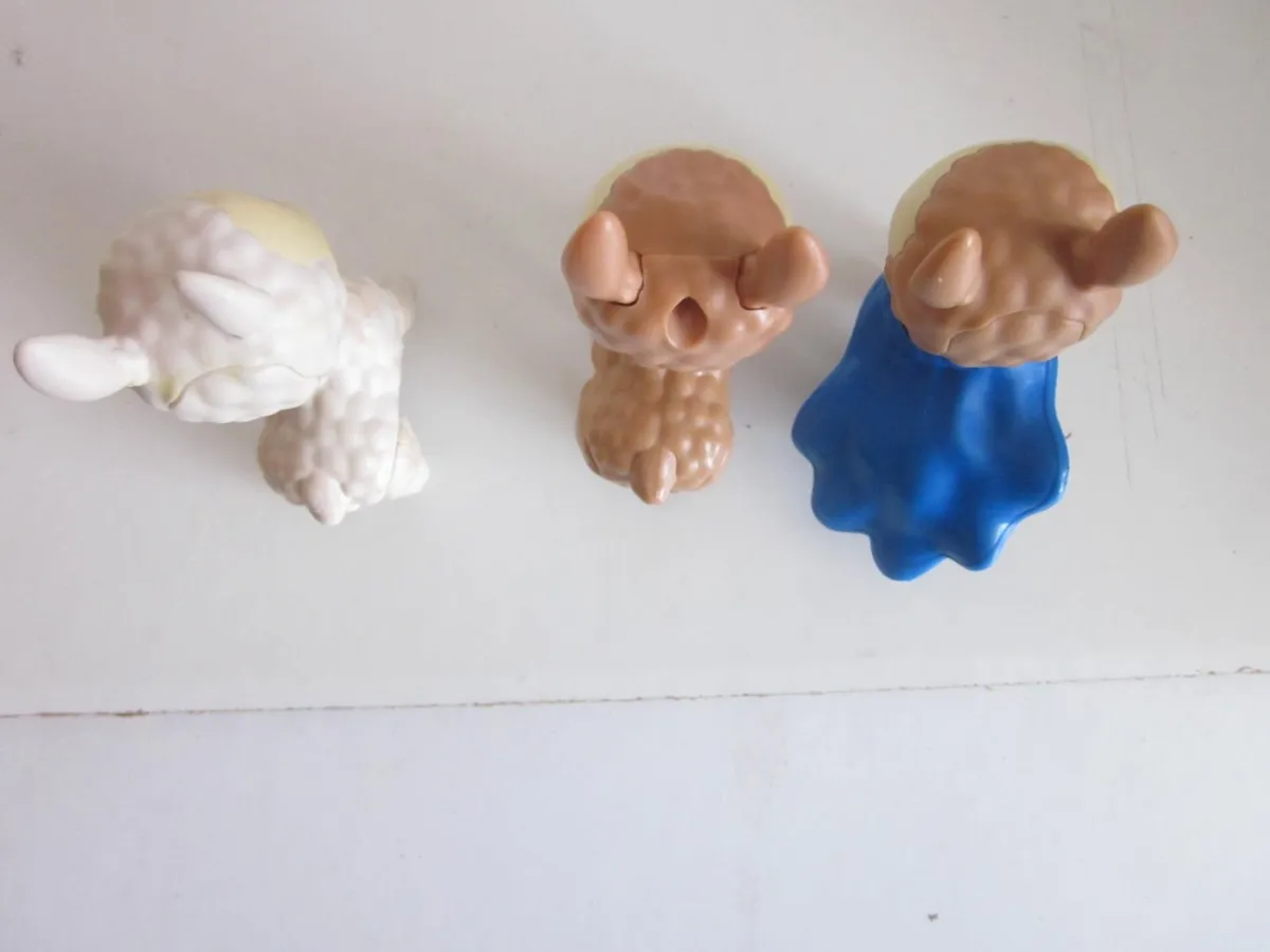 Three Jakks Who’s Your Llama? Toy Figures - Image 3