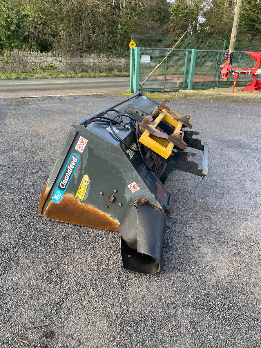 Farm machinery - Image 3