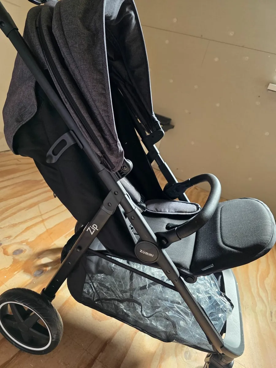 Stroller - Image 1