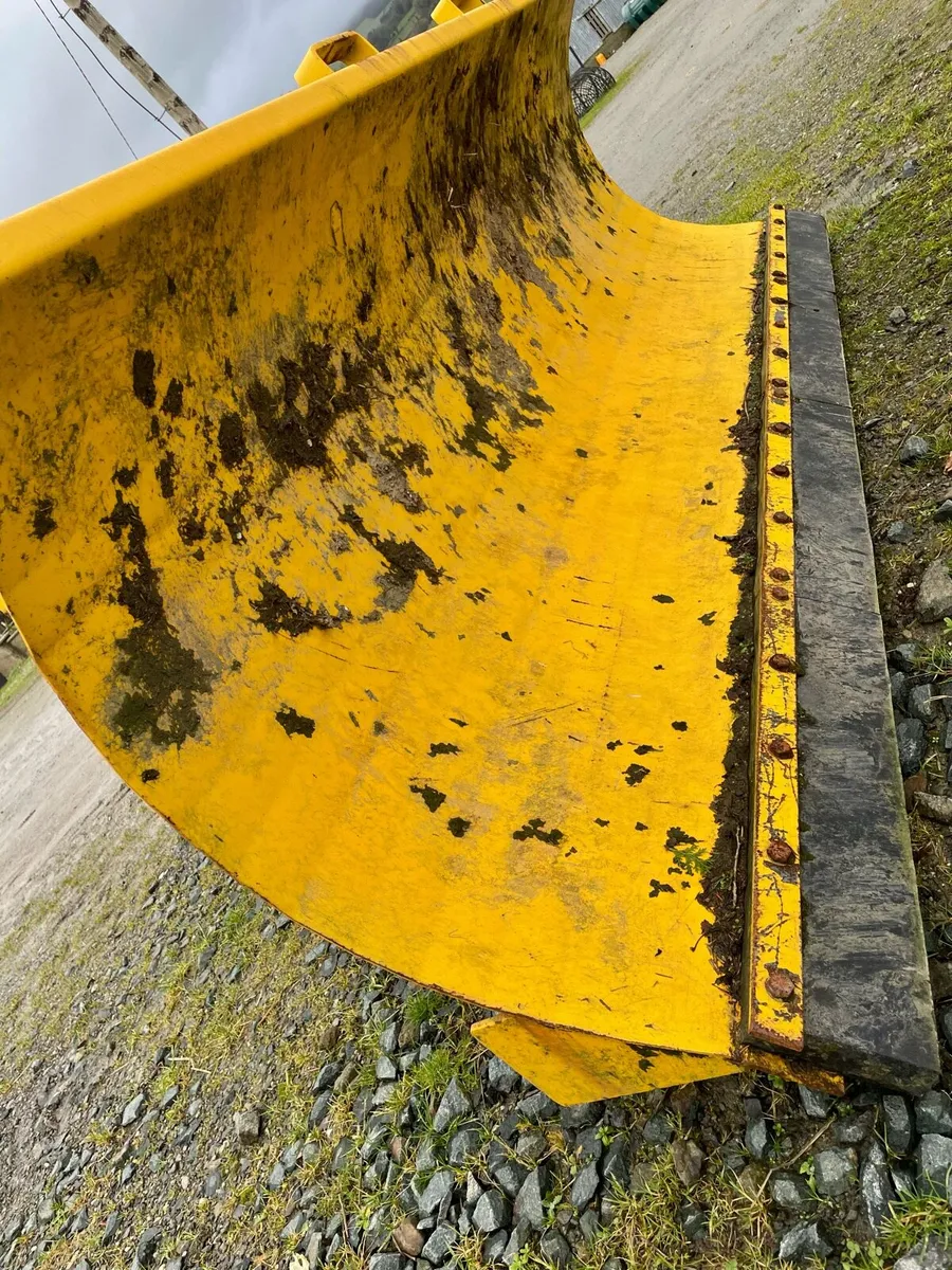 “CHEAP”SNOW PLOUGH - Image 1