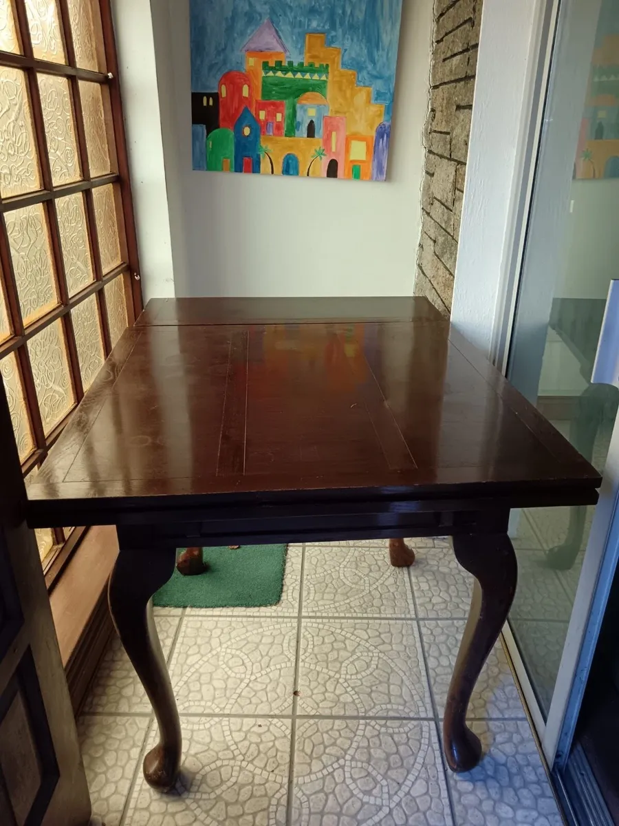 Mahogany table - Image 1