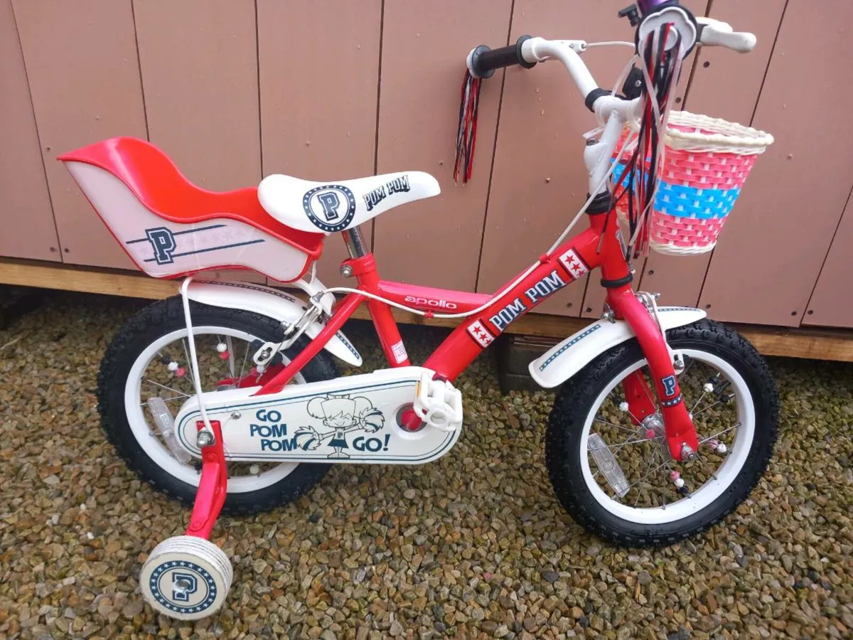 Apollo pom pom Kids bike size 14 inch wheels - Image 2