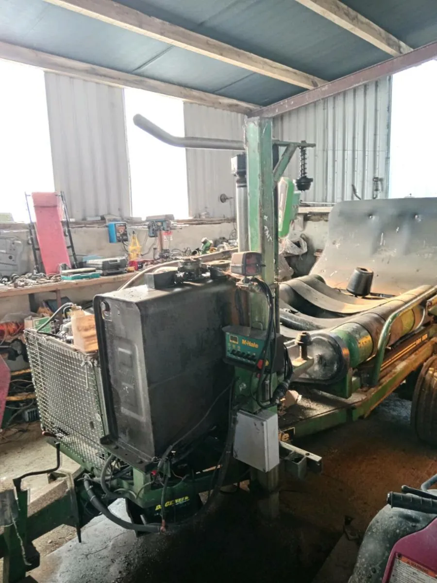 Mchale 991 Ber Wrapper - Image 1