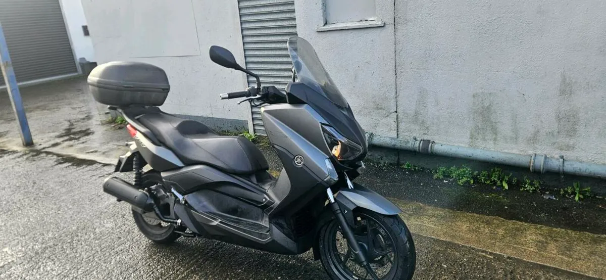 2014 Yamaha Xmax 125 - Image 1