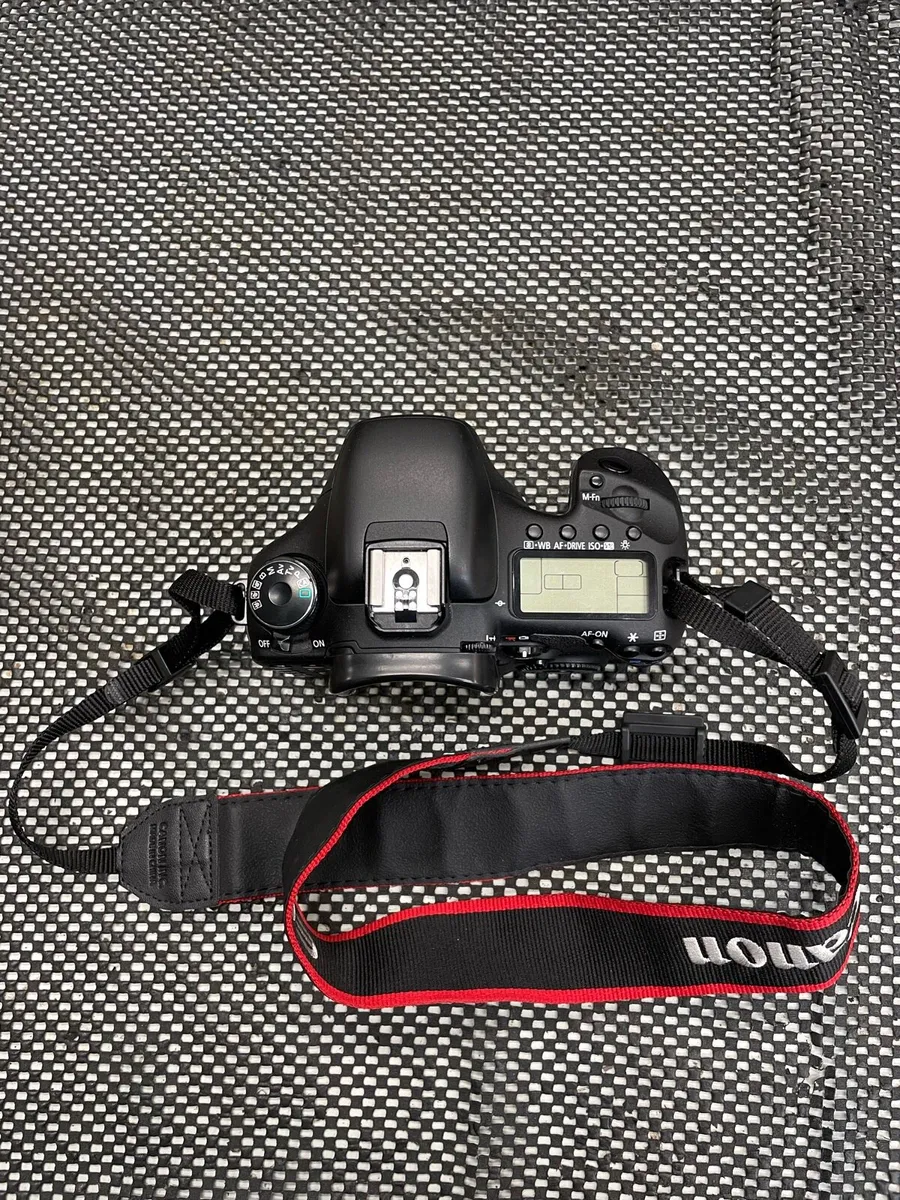 Canon Eos 7D Camera - Image 2