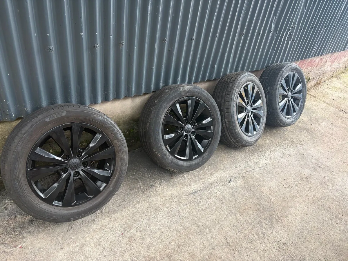 16” Volkswagen Golf alloys - Image 3