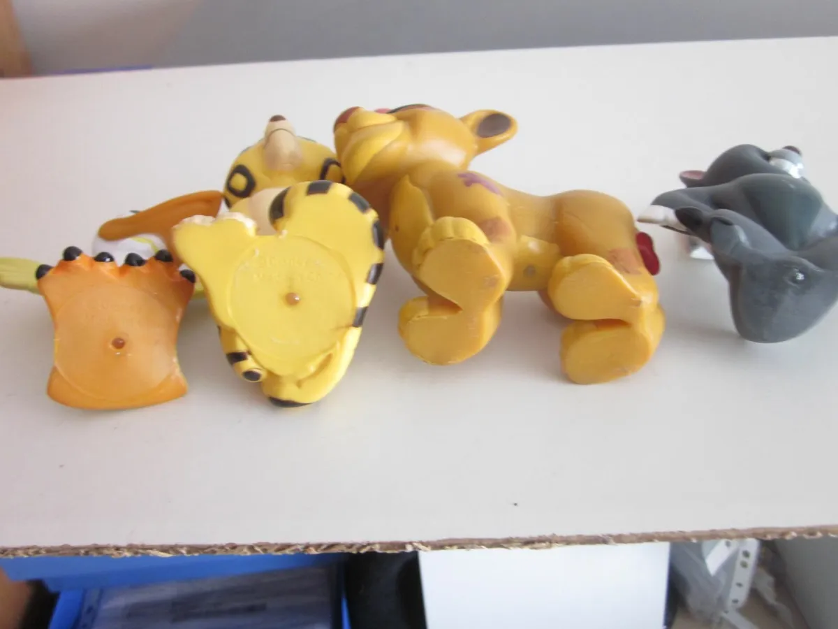 Disney Parks The Lion Guard Bath/Pool Toy Set - Image 4