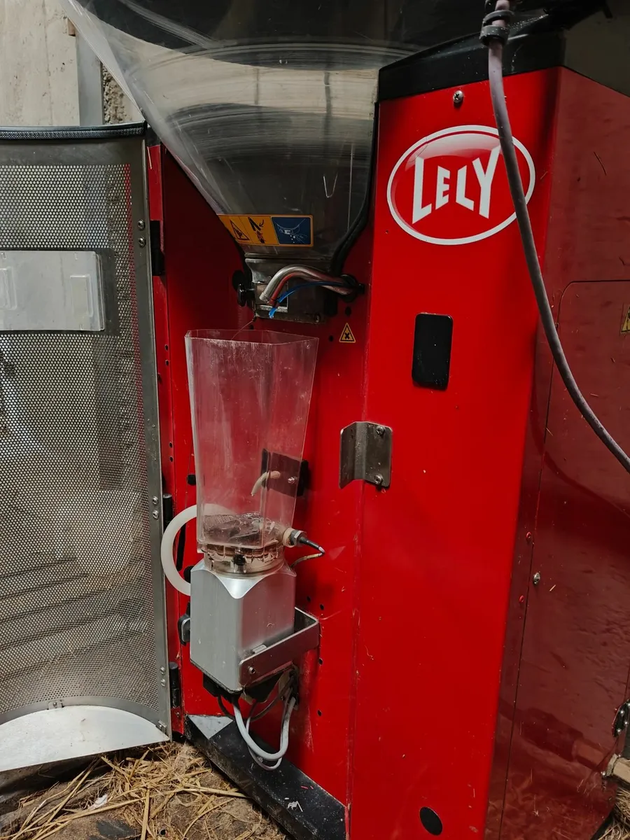 Automatic Calf Feeder - Image 3