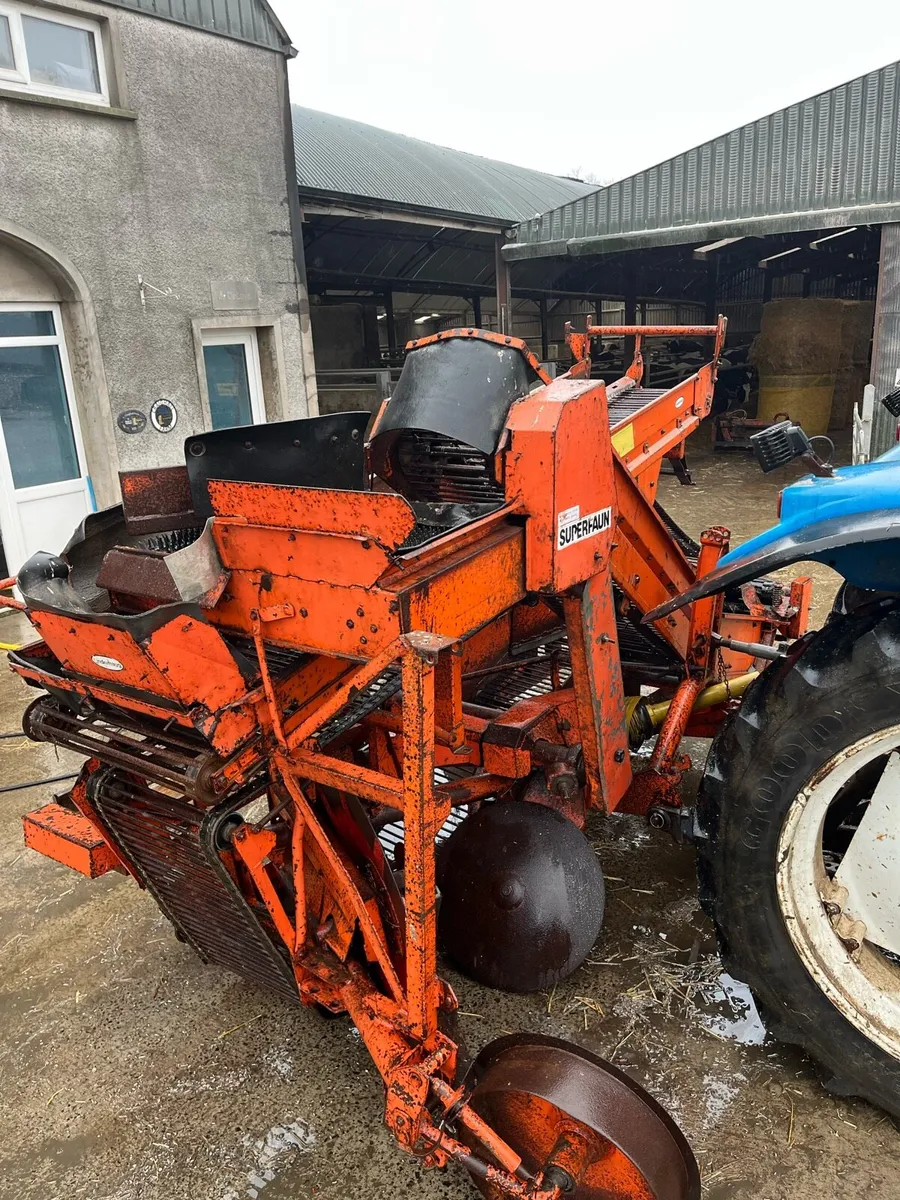 Potato harvester - Image 2