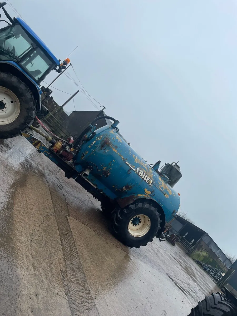 Slurry tanker 2500 abbey - Image 1