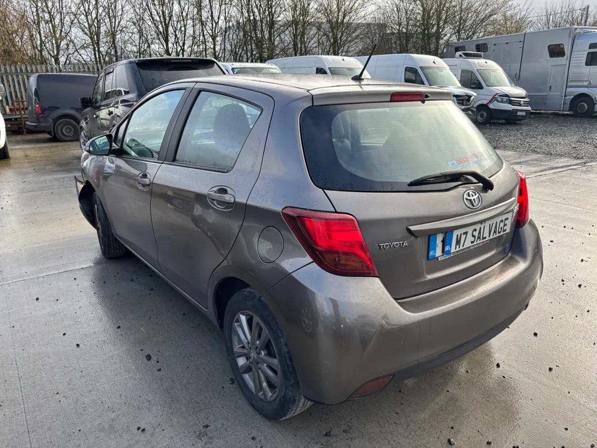 16 Yaris Luna 1.0 Petrol 120km Starts - Image 4