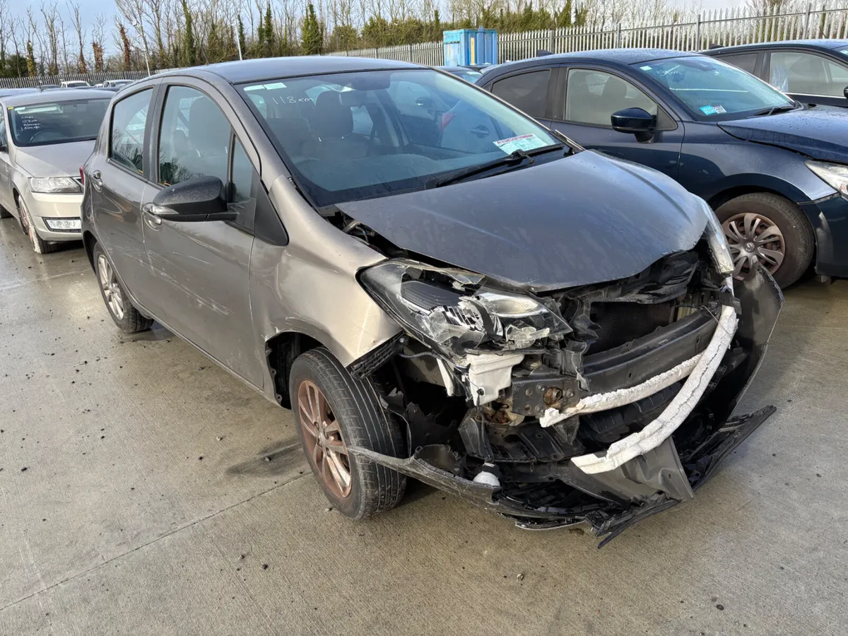 16 Yaris Luna 1.0 Petrol 120km Starts - Image 2