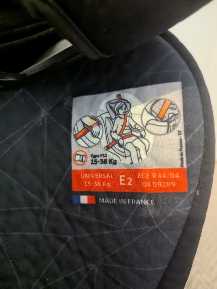 Mania car booster seat - Image 4