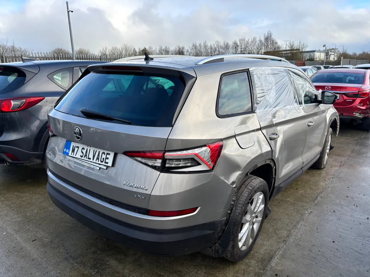 17 Kodiaq AMB 2.0 Diesel 5seats Starting 130km - Image 3