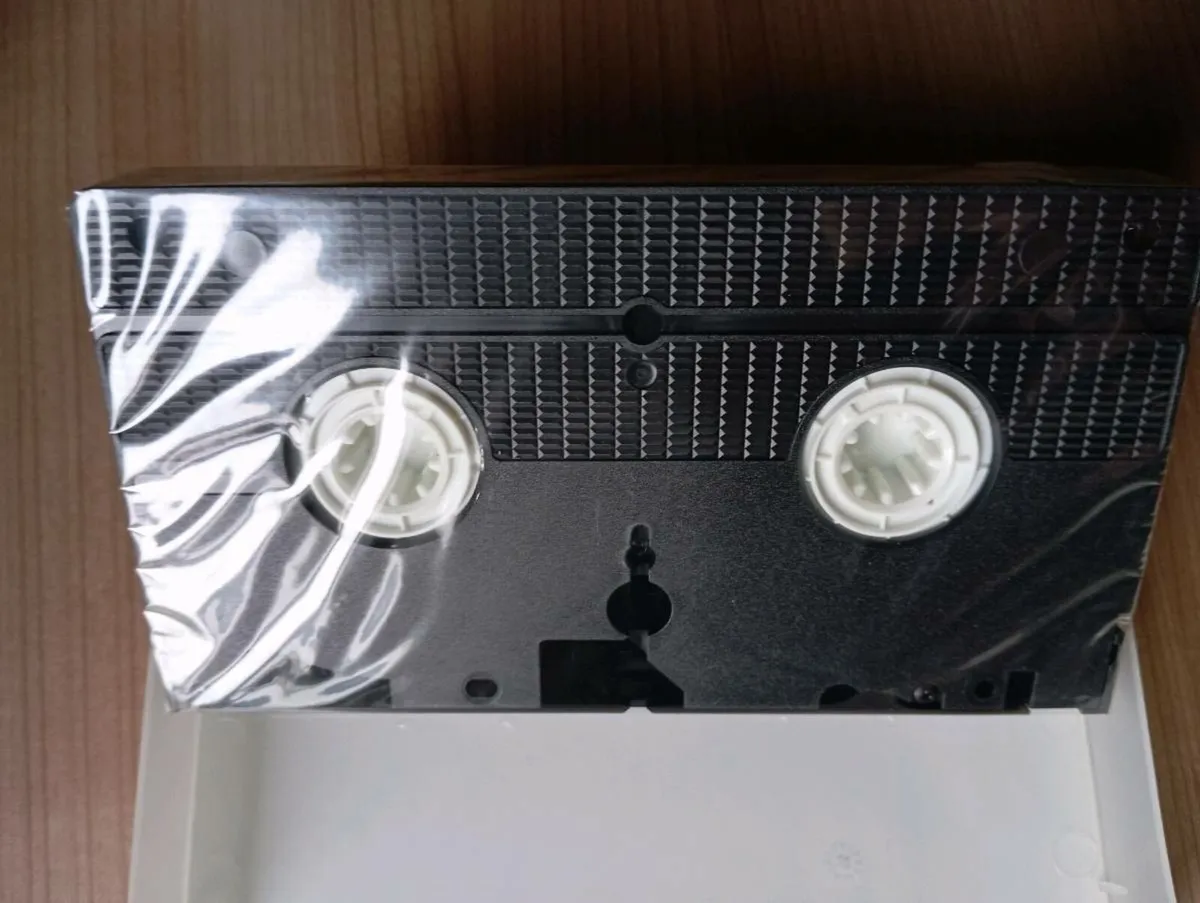 The Elephant Man VHS sealed - Image 3