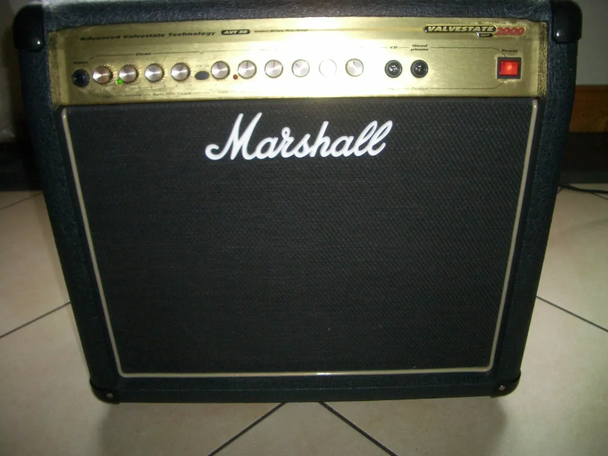 MARSHALL AVT 50 - VALVESTATE 2000 COMBO AMPLIFIER - Image 1