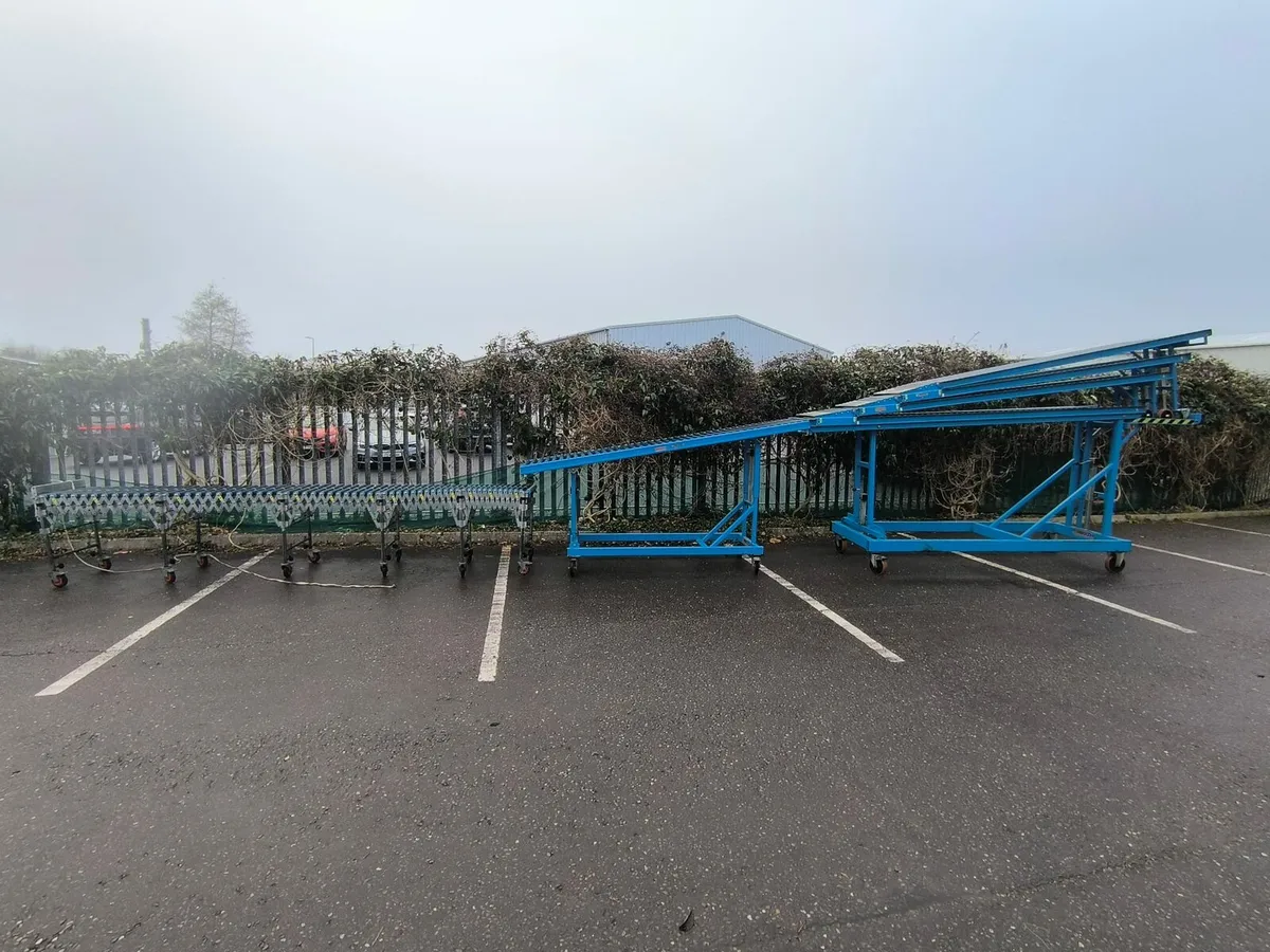 High Rise Telescopic Container Unloading Conveyor - Image 1