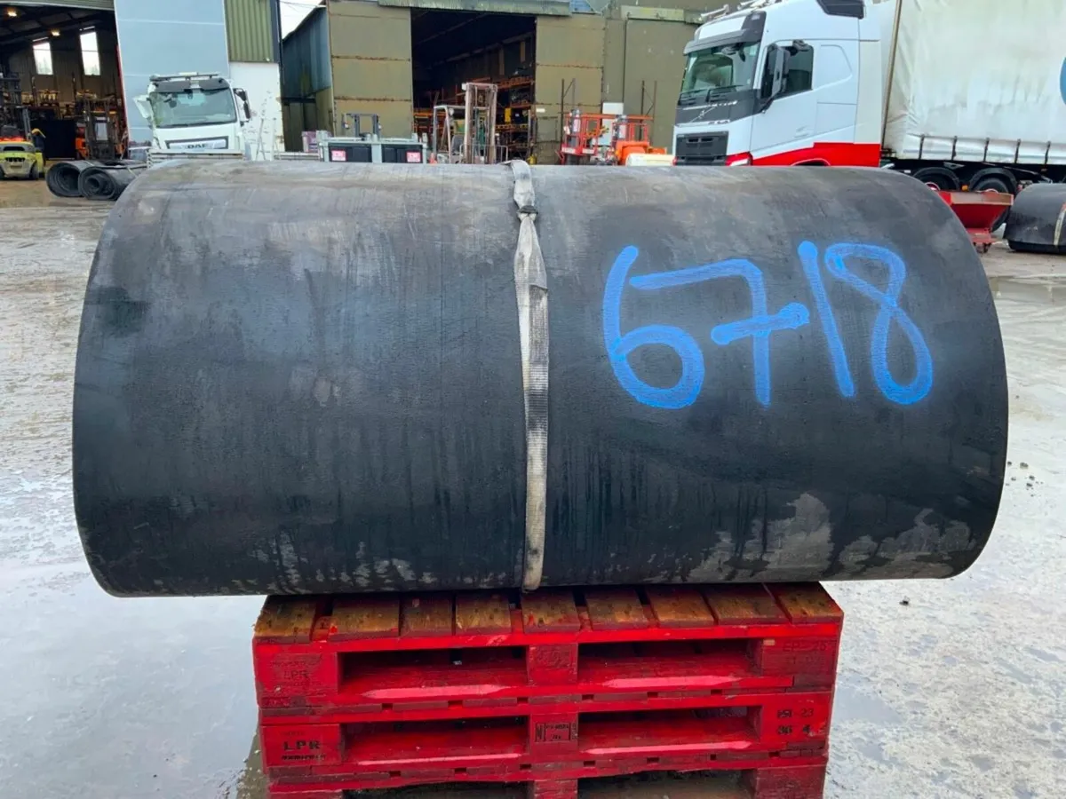 67" x 18mm RUBBER MATTING / CONVEYER.......6718. - Image 4