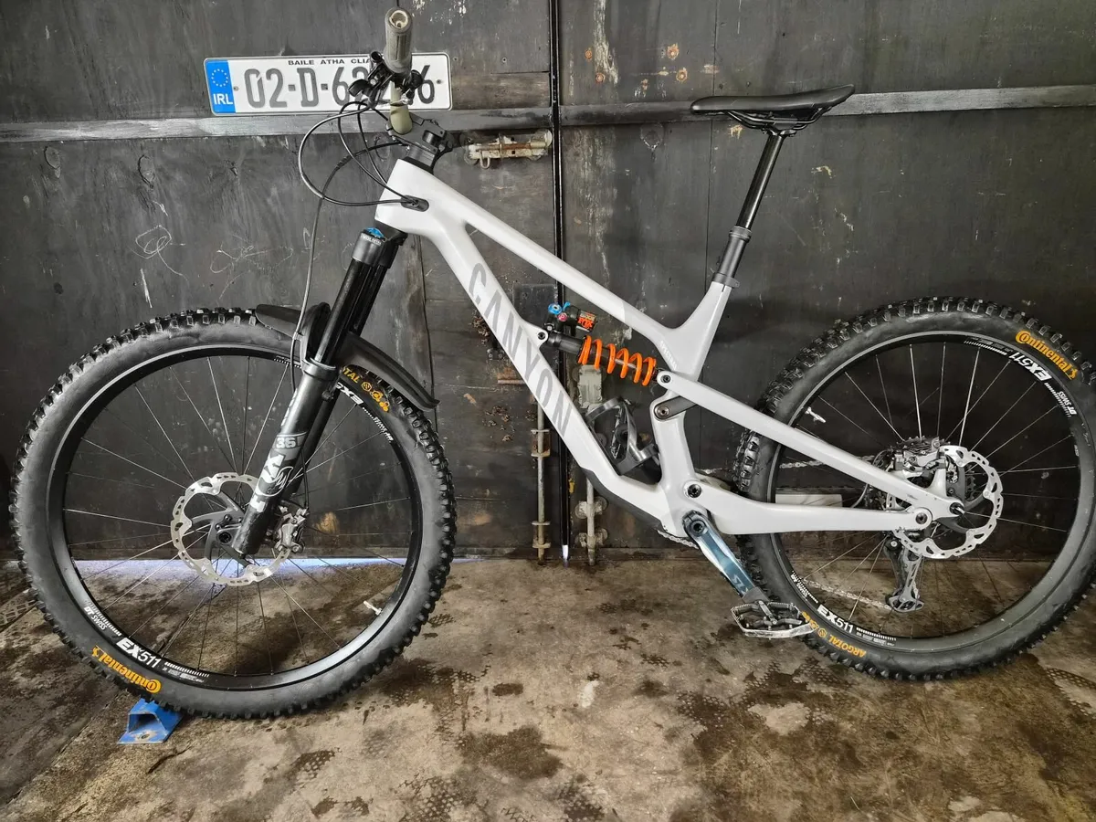 Mountain bike canyon spectral - Image 1