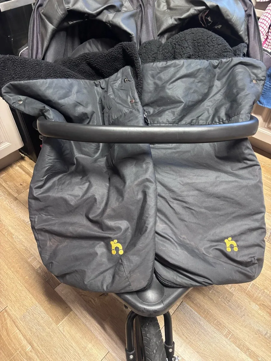 out n about double buggy - Image 1