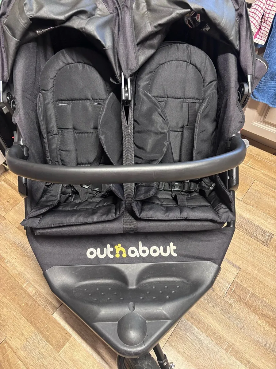 out n about double buggy - Image 2