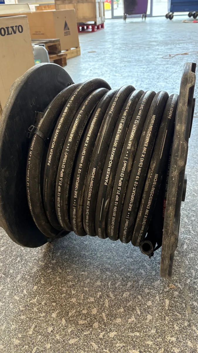 Job Lot For Sale - Hydraulic Pipe & Fittings - Image 4