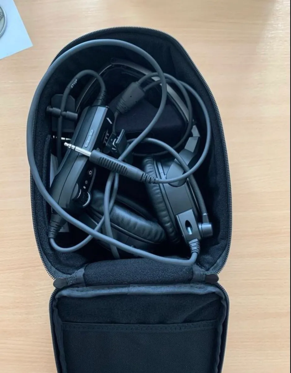 Bose A20 Pilot Headset - Image 4