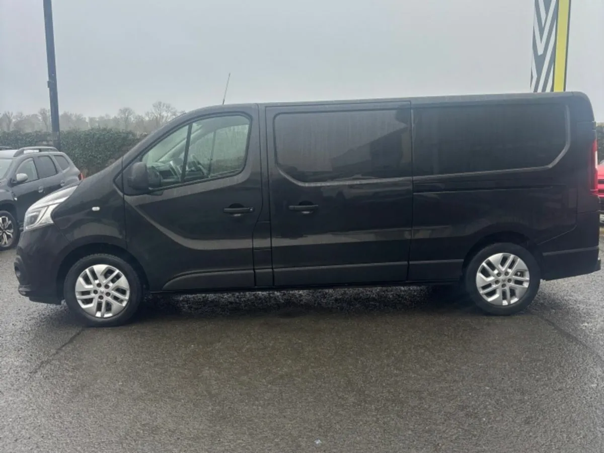 Renault Trafic 145bhp sport EX VAT PRICE DISPLAYED - Image 4