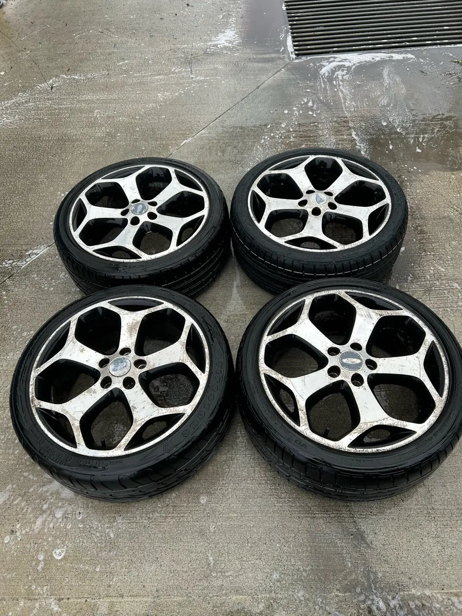 4x 18” ford alloys with tyres as good as new - Image 3