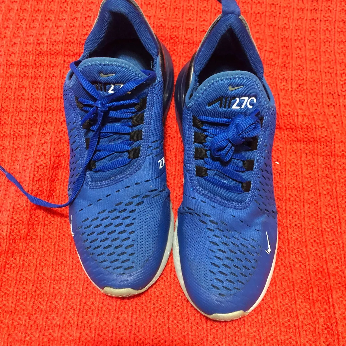 Mens Nike trainers size 6 €20 - Image 1