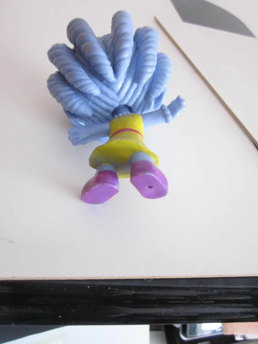 Super Monsters Zoe Spooky Halloween 4" Fig - Image 2