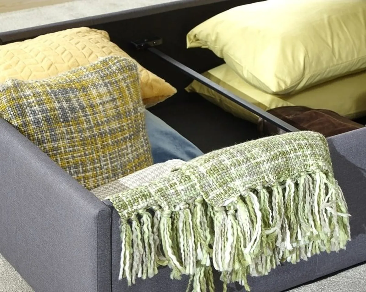 single beds - Image 3