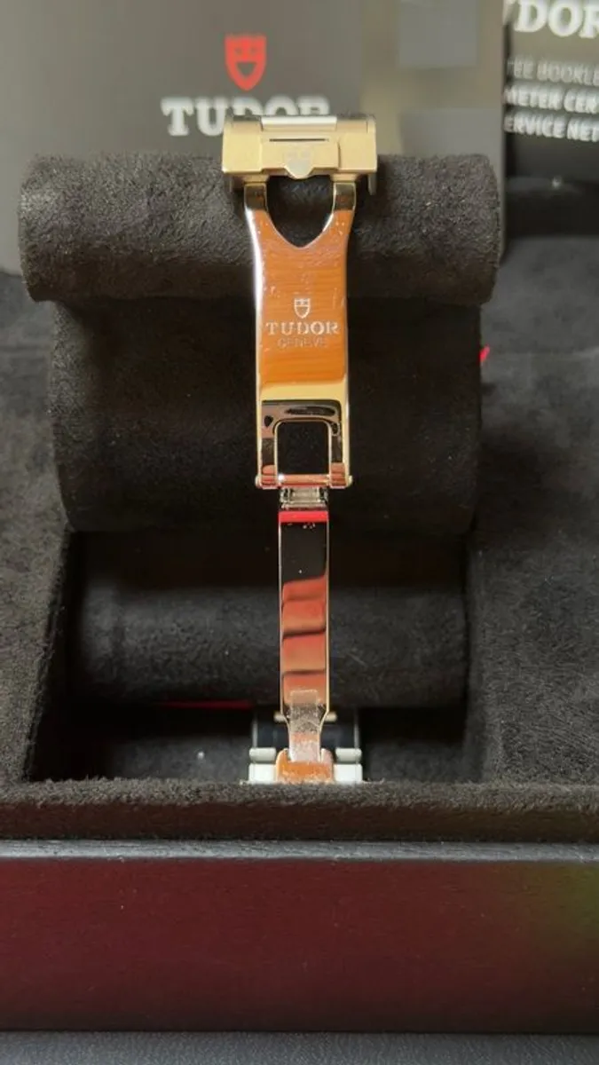 Tudor Blackbay Watch. - Image 3