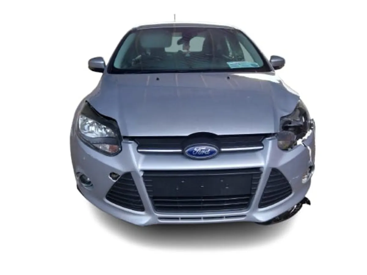 2013 FORD FOCUS For Breaking/Dismantling - Image 2