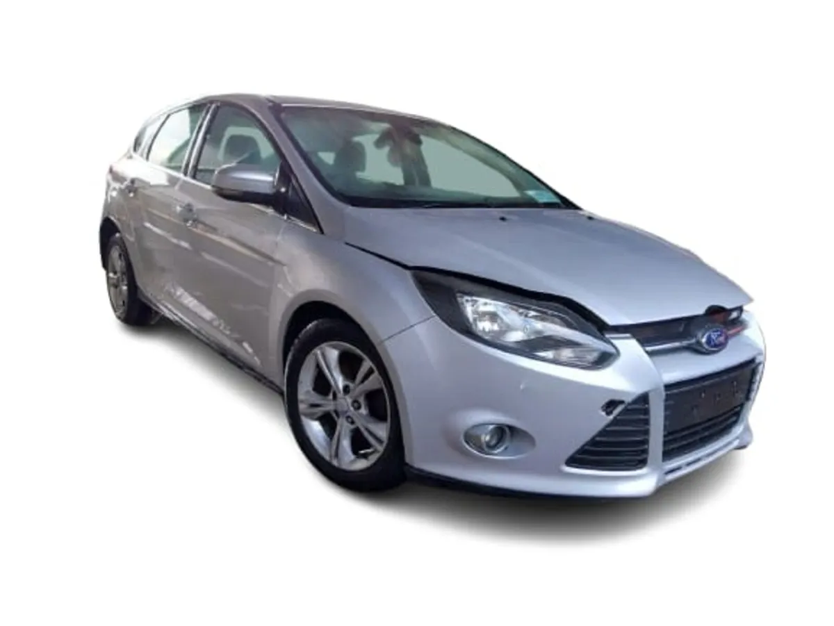 2013 FORD FOCUS For Breaking/Dismantling - Image 3