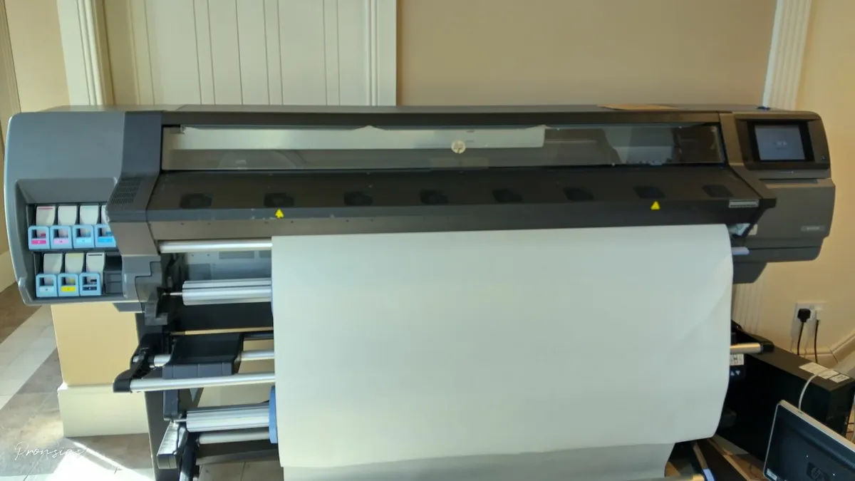 HP Latex 360 large format printer + spare parts - Image 1