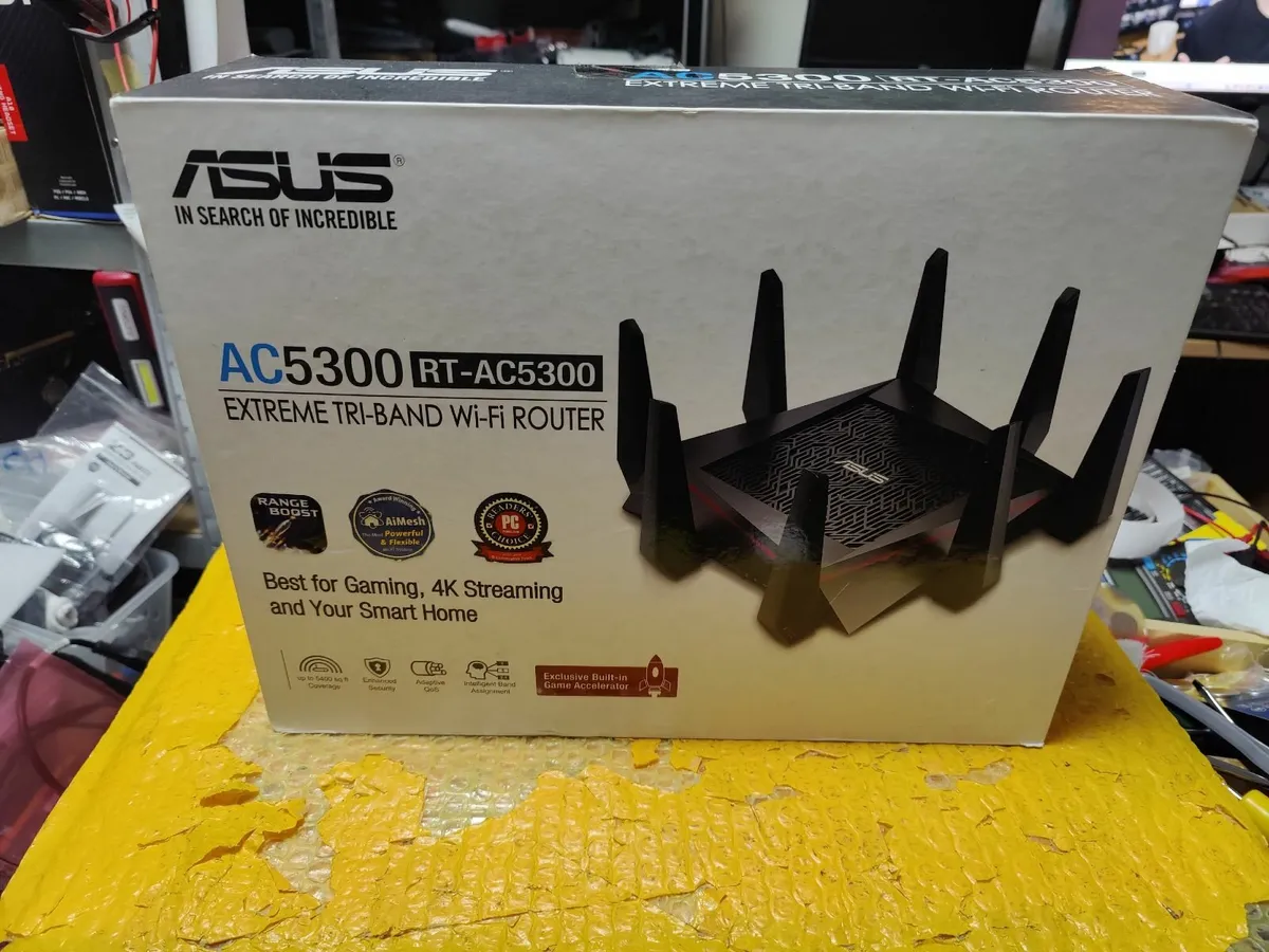 Asus Wireless AC5300 Tri-Band Gigabit Gaming Route - Image 3