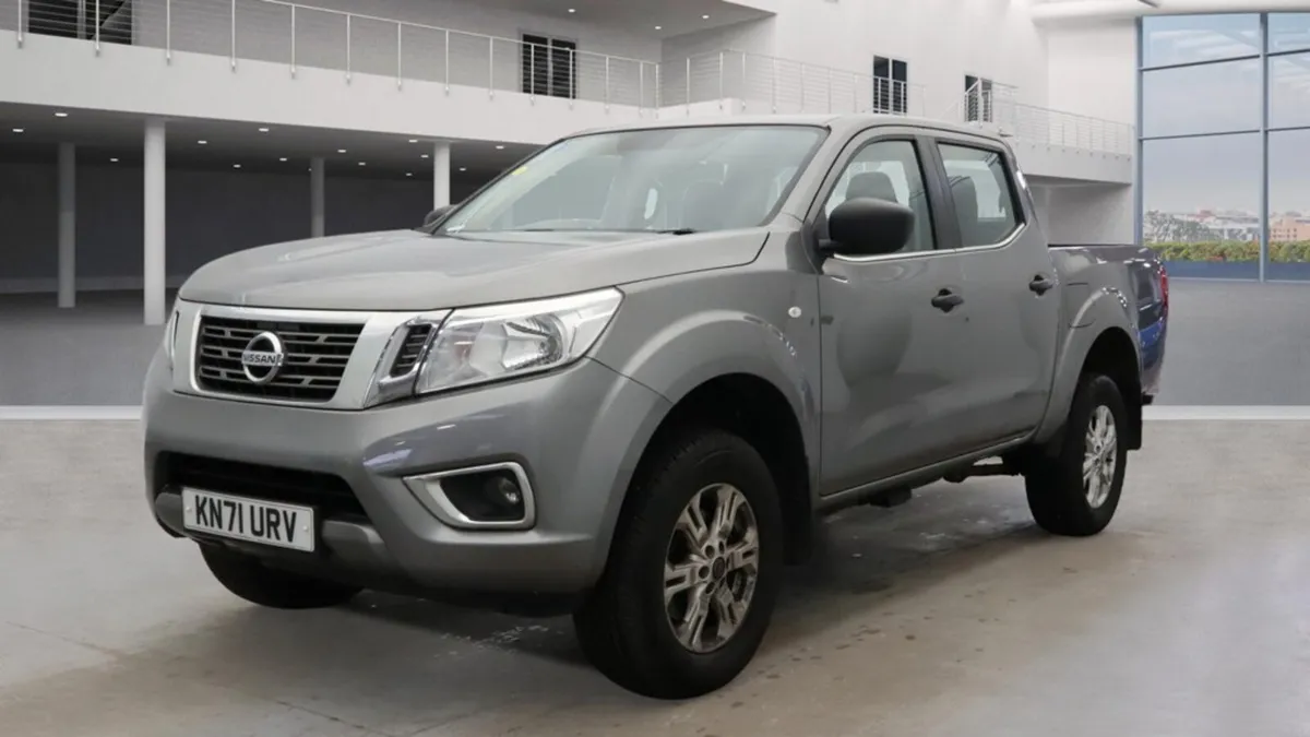Nissan Navara 2021 - Image 2