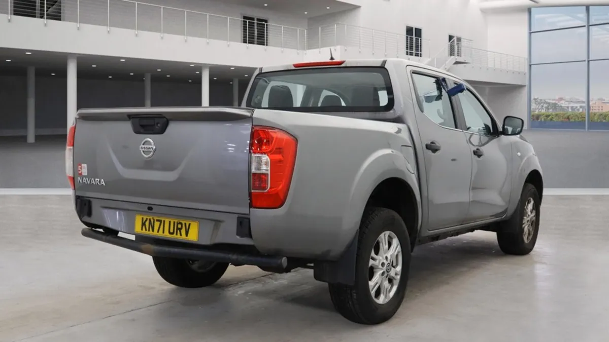 Nissan Navara 2021 - Image 4